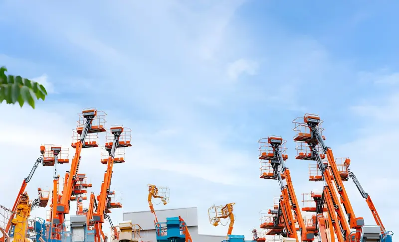 Boom lift rental dubai