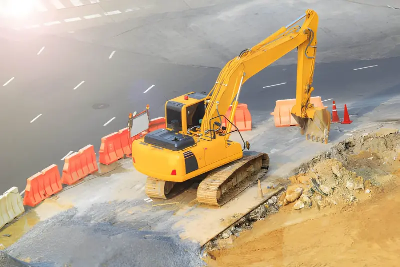 excavator rental in dubai